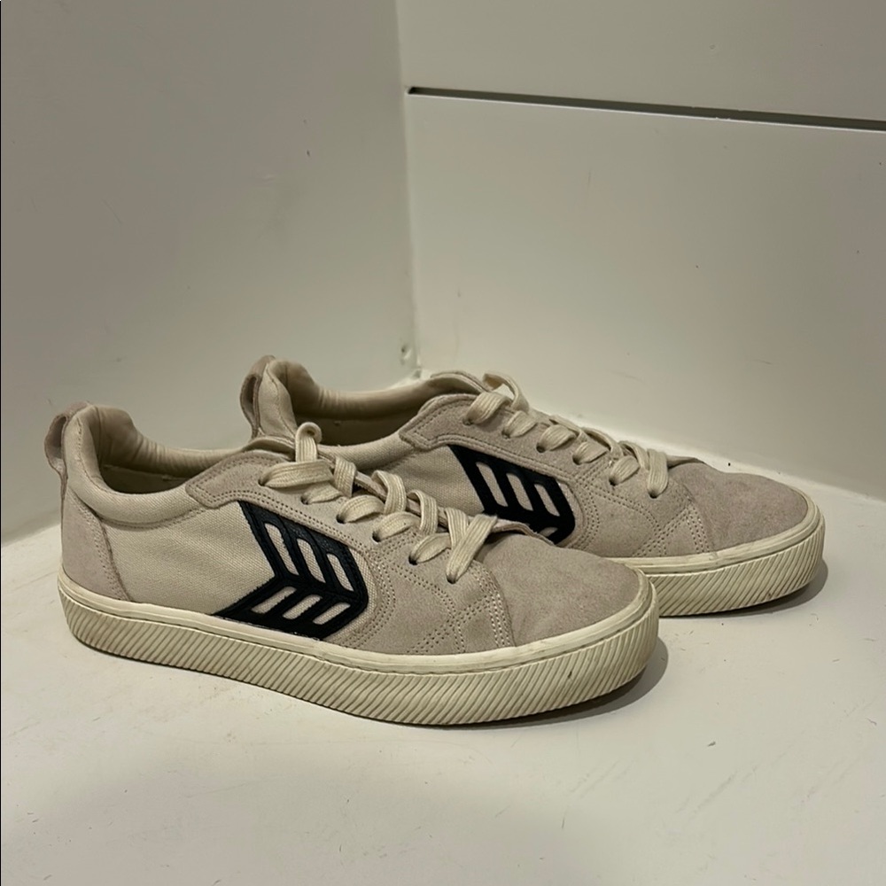 Women’s Beige Casual Sneakers